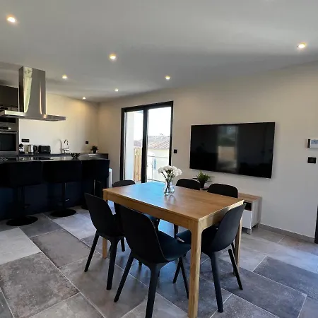 T3 Vue Mer, Centre Du Lavandou Apartment Le Lavandou